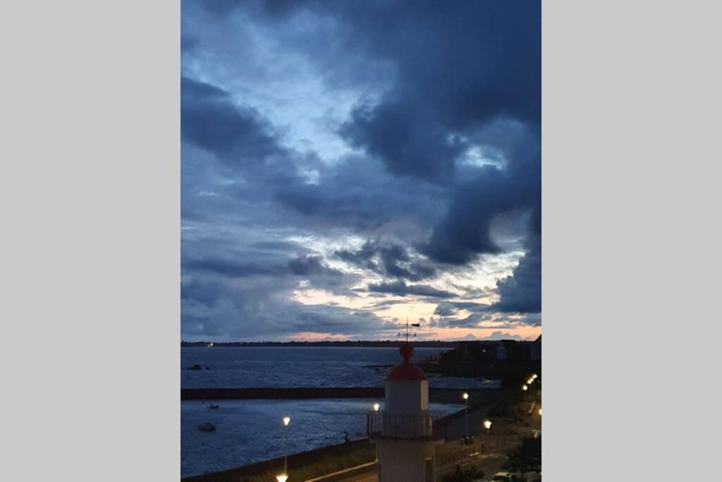 Le Phare De La Croix Pleine Vue Mer Centre Ville Конкарно Экстерьер фото